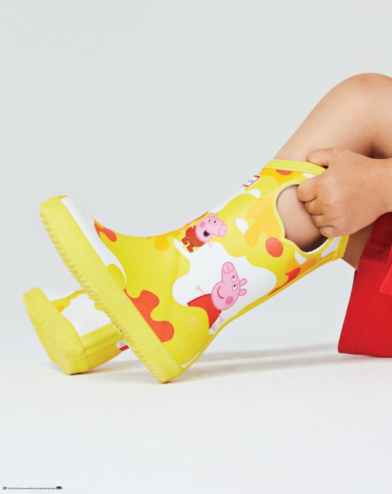 Kids' Hunter Original First Peppa Pig Grab Handle Wellington Short Rain Boots Yellow | US0576294