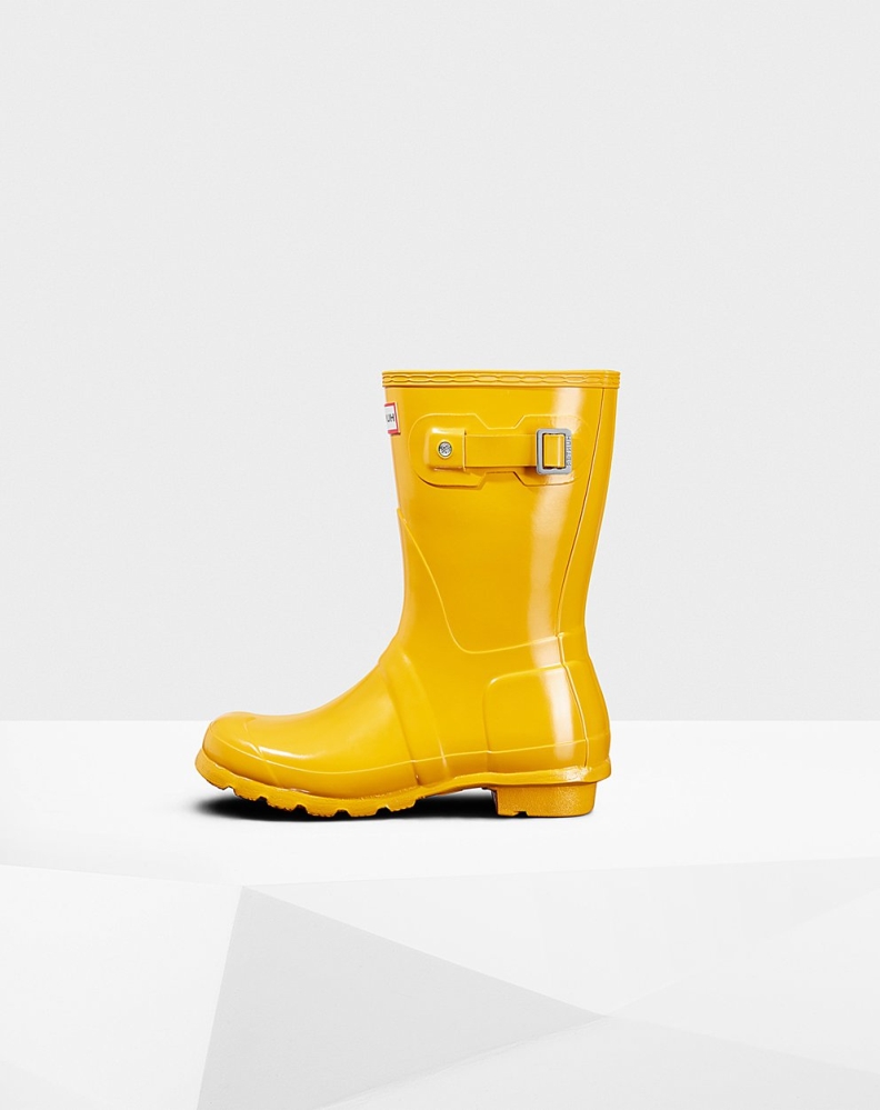 Women's Hunter Original Gloss Short Rain Boots Yellow | US0275941