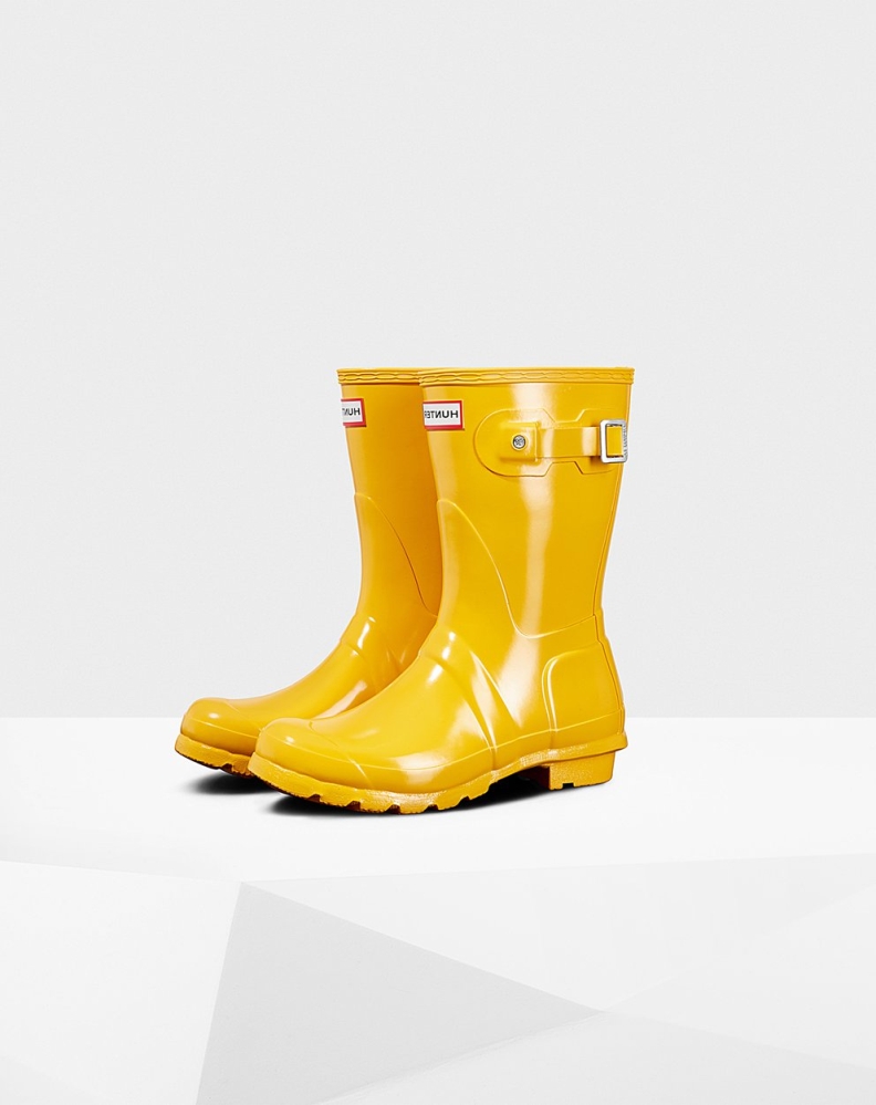 Women's Hunter Original Gloss Short Rain Boots Yellow | US0275941