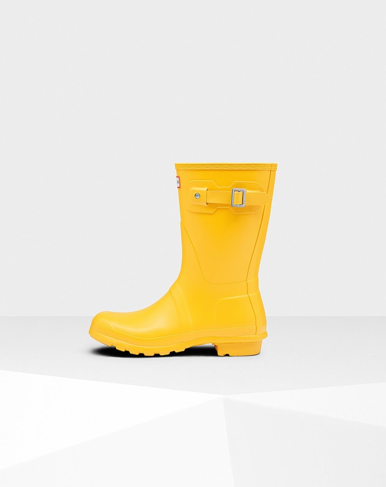 Women's Hunter Original Short Rain Boots Yellow | US8293415