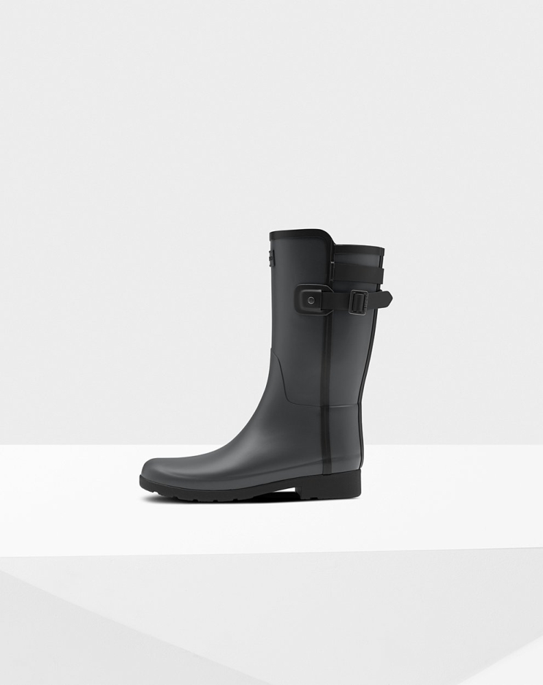 Women's Hunter Refined Slim Fit Contrast Short Rain Boots Black | US2176093