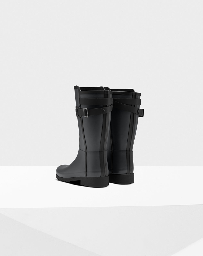 Women's Hunter Refined Slim Fit Contrast Short Rain Boots Black | US2176093