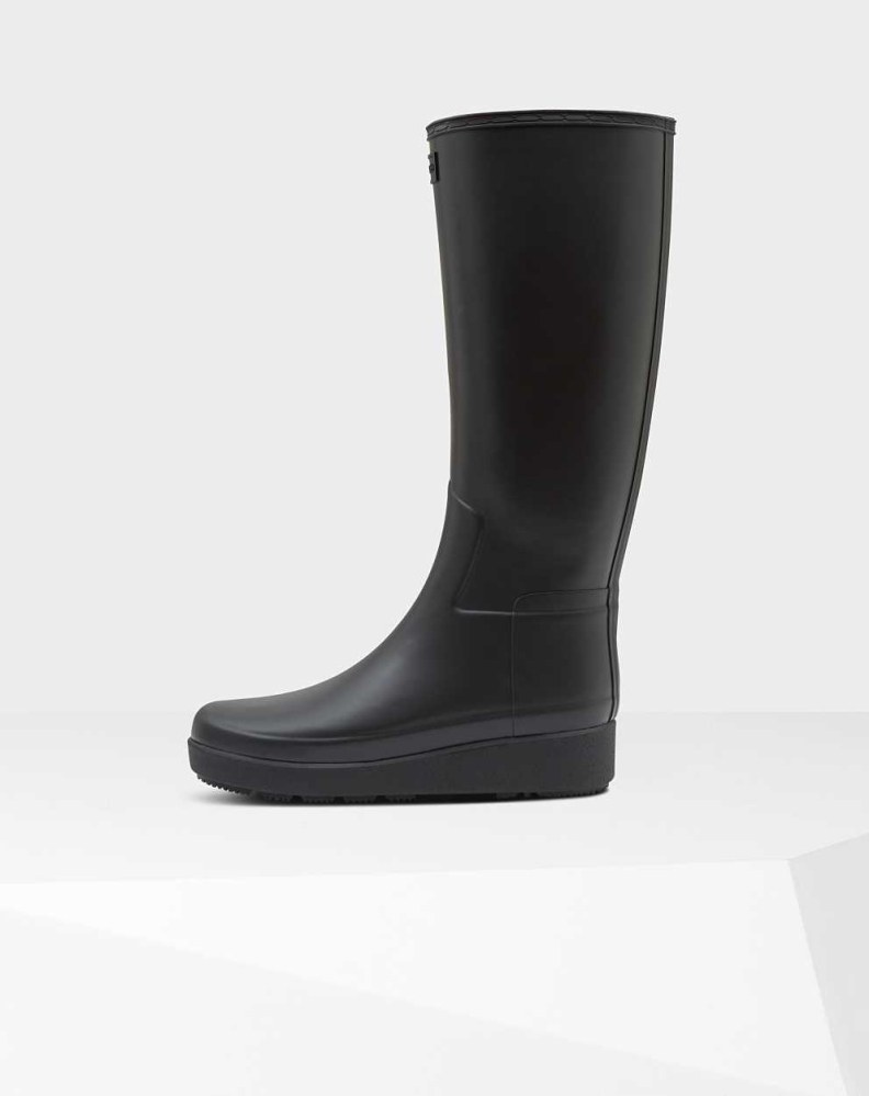 Women's Hunter Refined Slim Fit Creeper Wellington Tall Rain Boots Black | US2934871