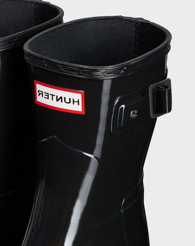 Women's Hunter Refined Slim Fit Gloss Short Rain Boots Black | US4807261